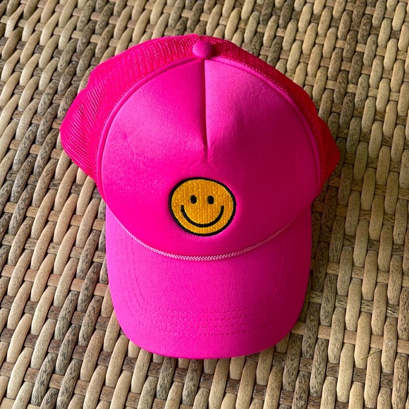 Altar'd State Accessories - Altar’d State Smiley Face Trucker Hat!🩷😀